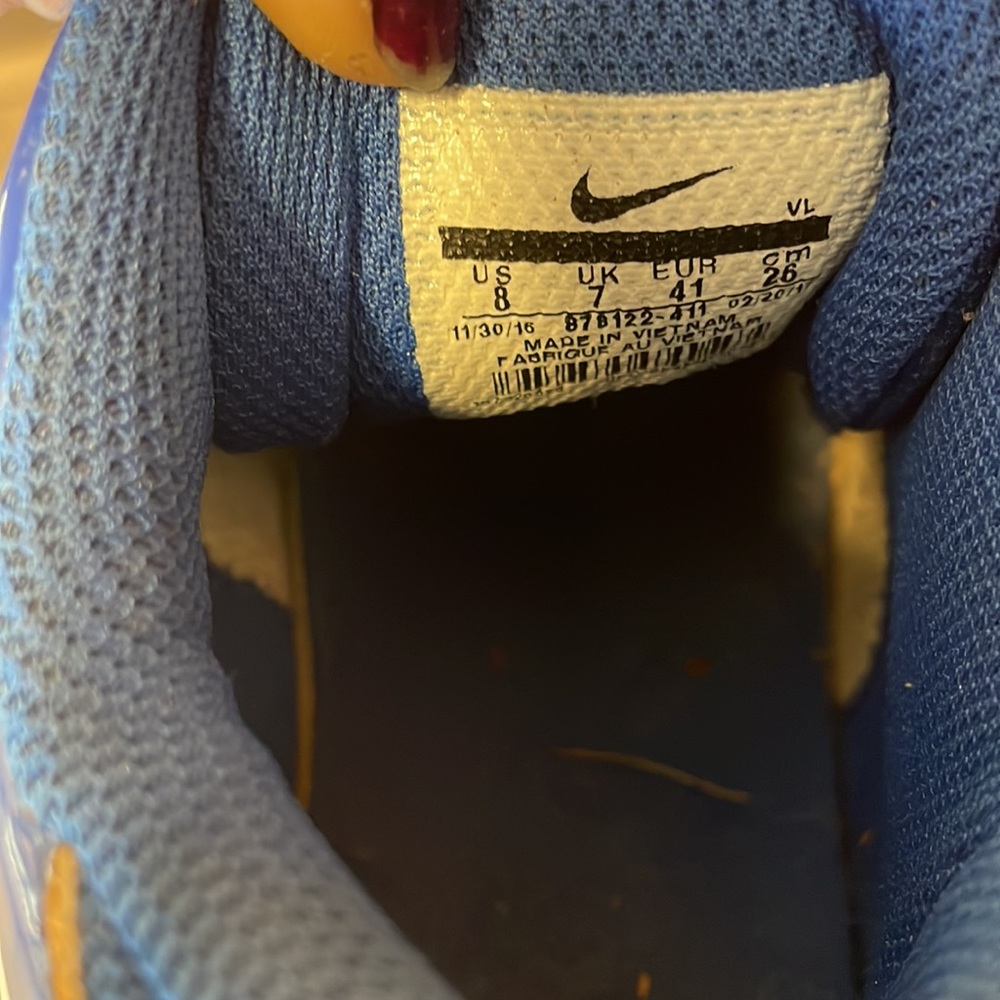 Nike cleats - Picture 7 of 8